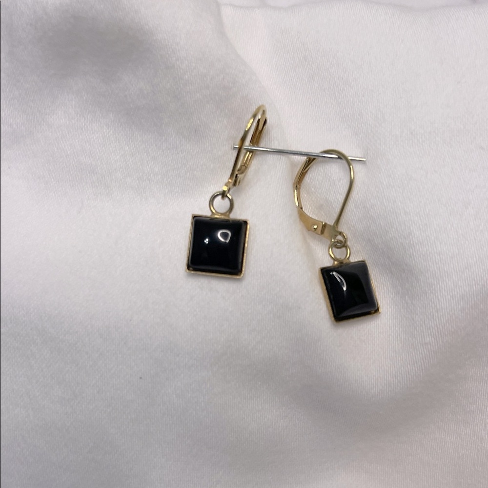 Elegant Black and Gold Square Earrings